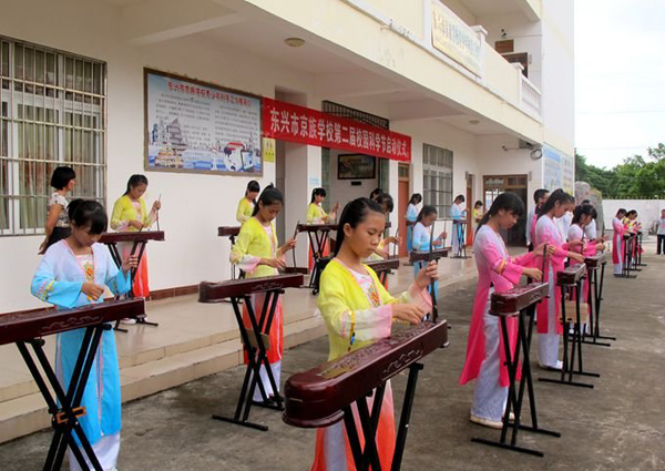 东兴市京族学校第二届校园科学节